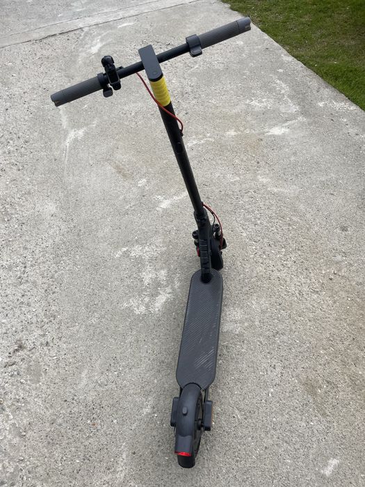 Trotineta electrica Xiaomi Electric Scooter 5, putere motor 350 W, autonomie max. 60 Km, viteza maxima 25 Km/h