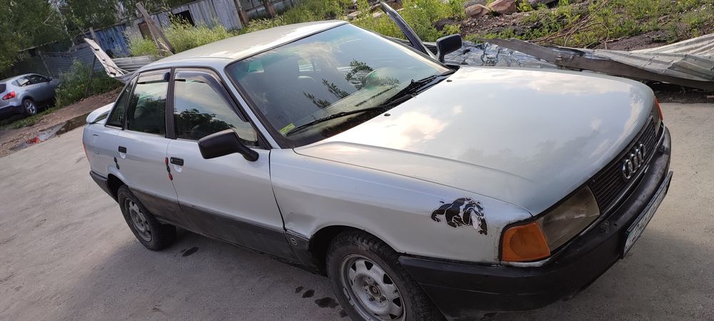 Продам Ауди 80 б3