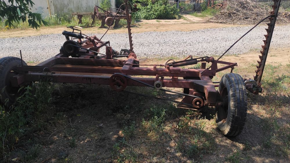 Продам косилку 2х бруска