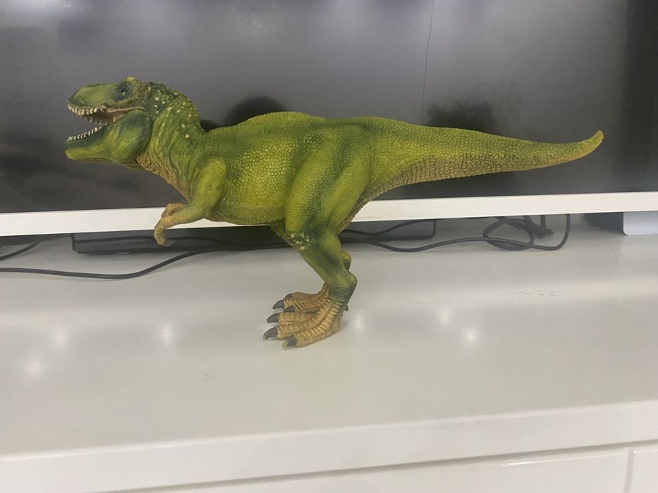Игрушечный динозавр schleich “Tyrannosaurus rex”