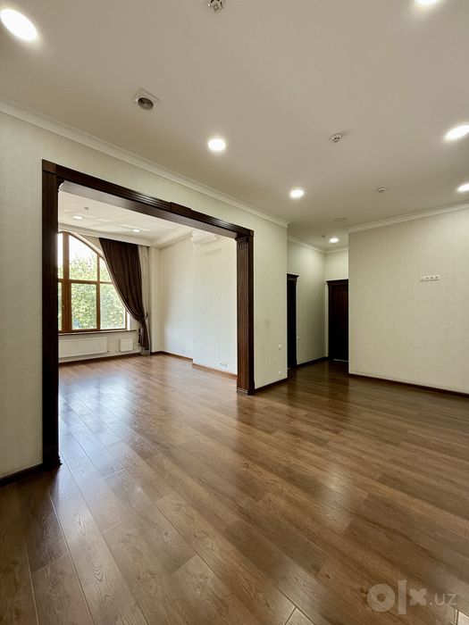 Arenda Ofis Sebzor Golden Hause ( O’zimniki - Своя )
