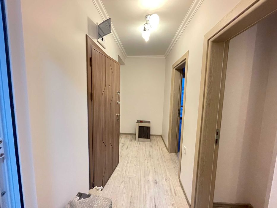 Продава се Тристаен апартамент в Шумен, Добруджански - 93 кв.м за 1700 €/кв.м - Снимка #10