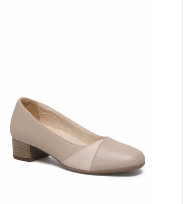 Продам женские туфли