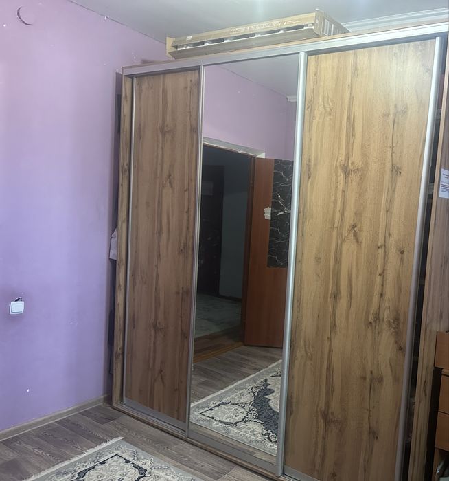 Продается шифоньер купе