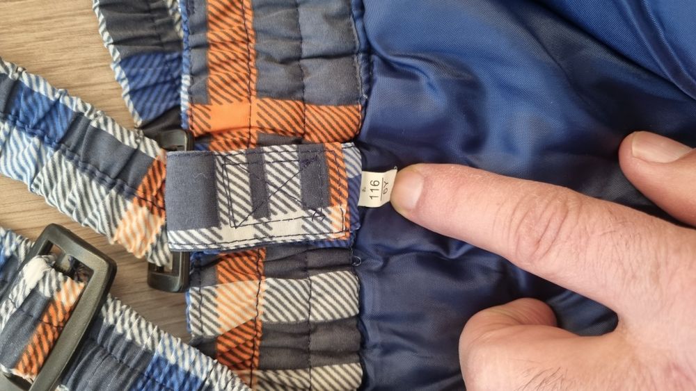 Pantaloni de ski mărimea 116