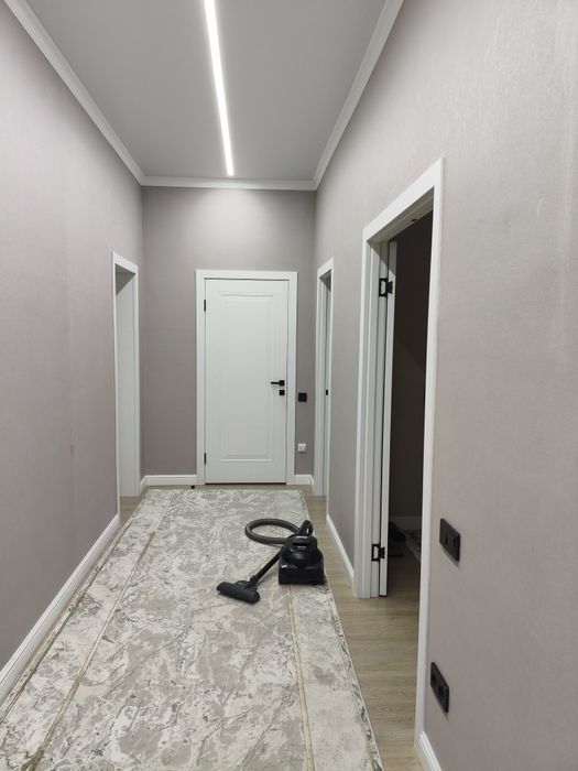 Продам 3 ком кв 96 кв,м возле Айзы