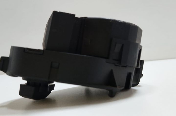 Motoras Behr clapeta aeroterma 6902854 BMW Seria 3 E46