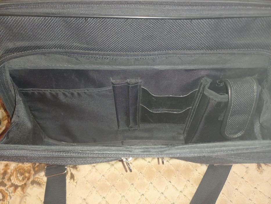 Продам сумку для ноутбука
