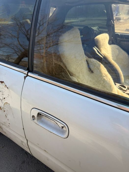 Машина тойота ed