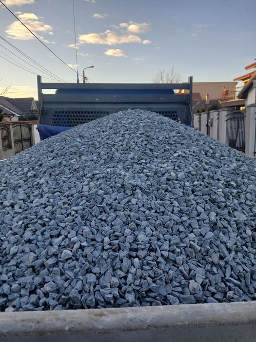 Nisip*Piatra*Balastru*Beton*Pamant