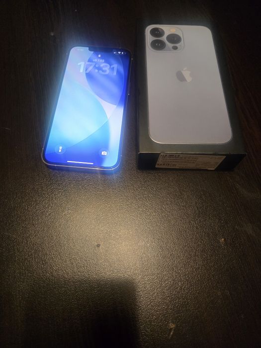 Продавам Iphone 13 pro 128 gb