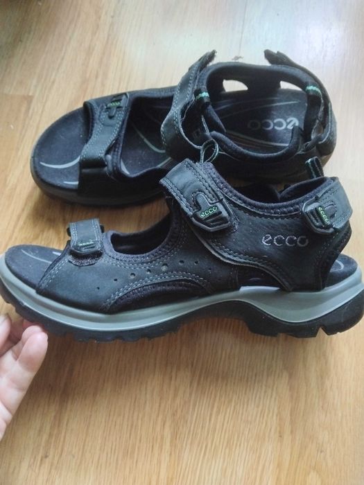 Сандали Ecco и Clarks