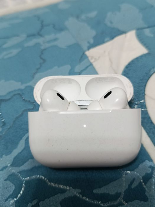 Продам Срочно!!! Наушники Airpods Pro