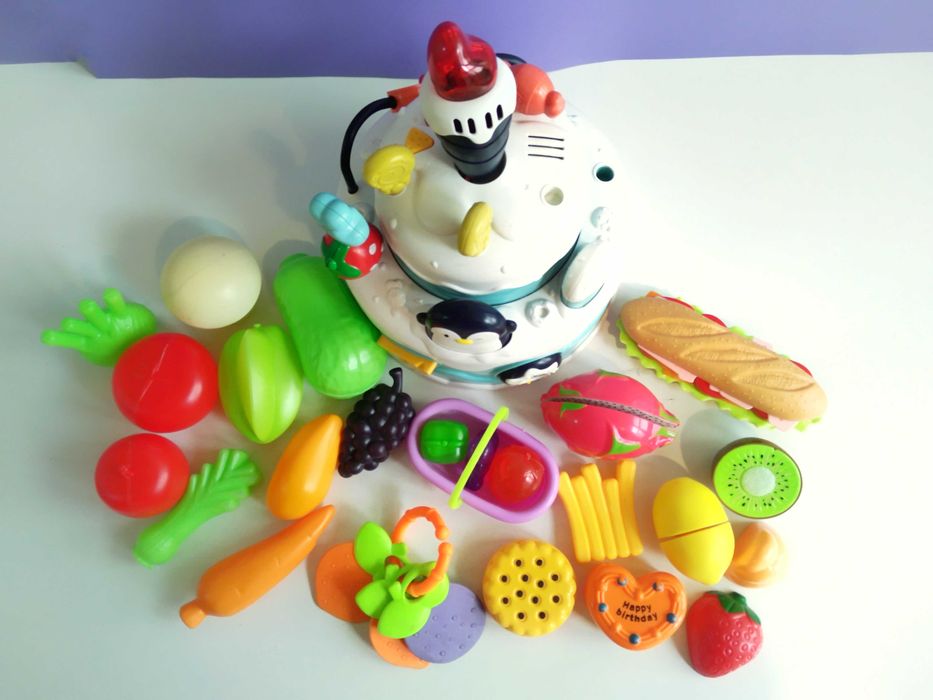 Игрушечные сладости и еда