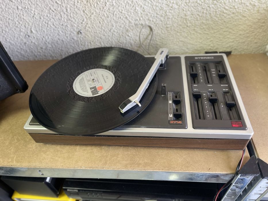 Грамофон HORNYPHON SG 2714/30