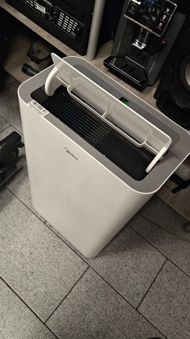 Мобилен Климатик Midea Silent Cool 26 PRO