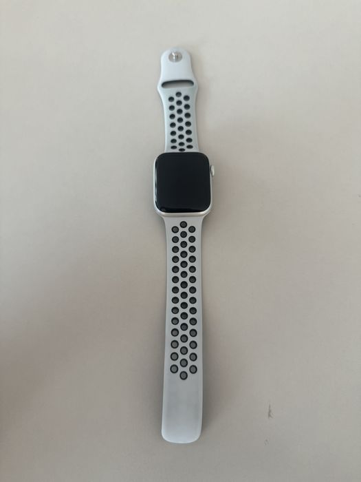Apple watch se nike 44m