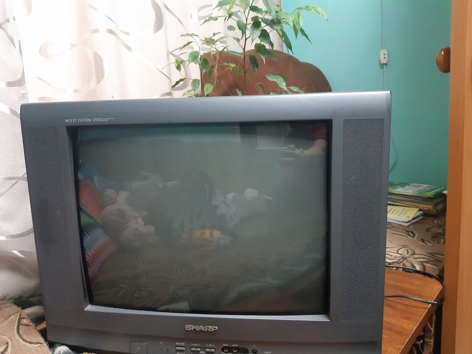 Отдам телевизор Sharp даром