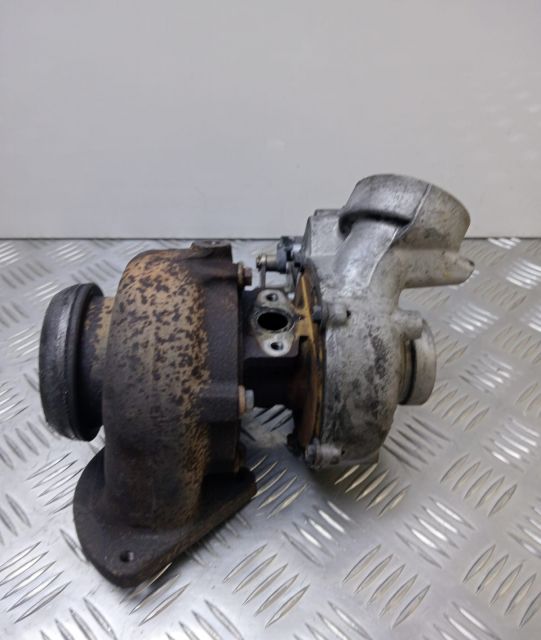 Turbina Turbosuflanta Turbo 2.2 CDI A6510901180 Mercedes-Benz C-Class