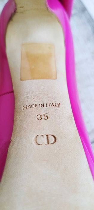 Pantofi "Christian Dior"