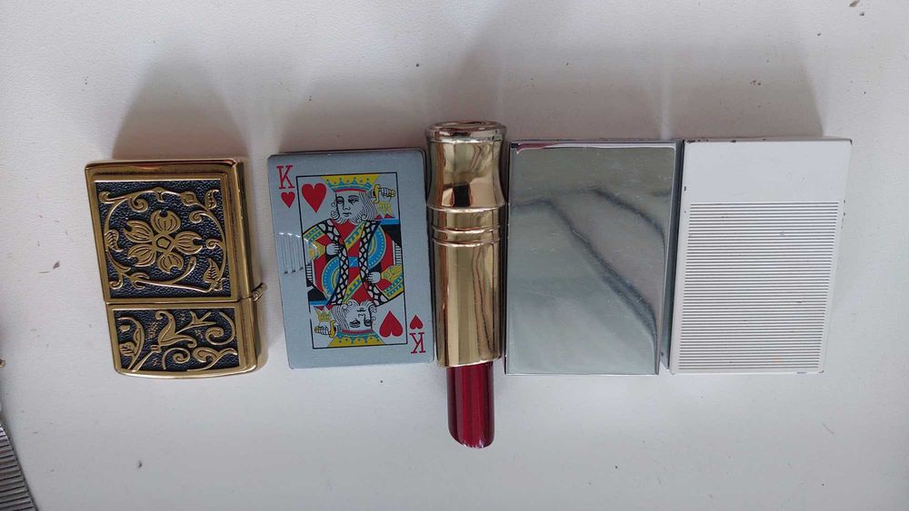 Продам кожаный ремень и зажигалки