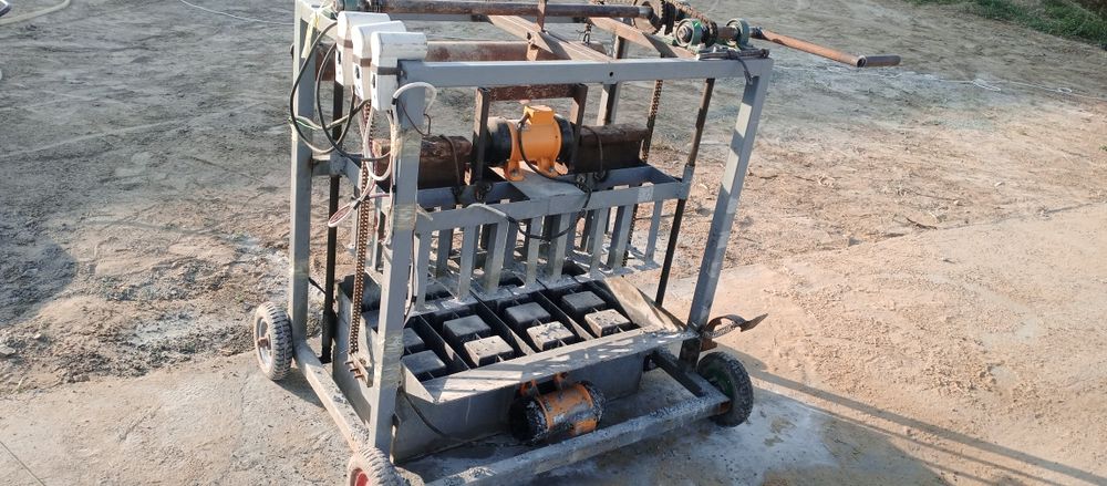 шлака блок апарати сотилади