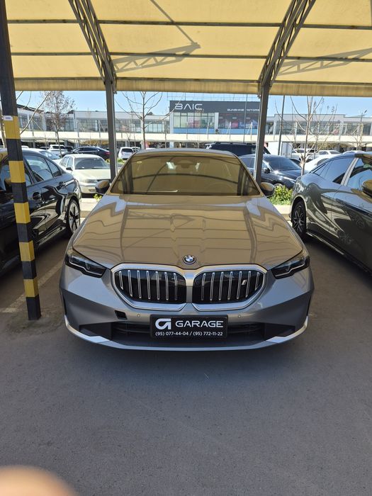 Bmw i5 edrive 35L