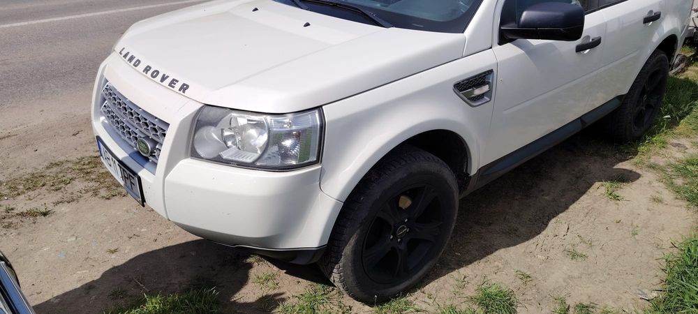 Vând Land Rover Freelander