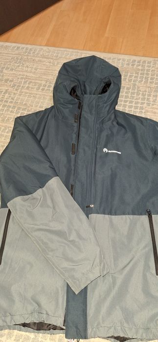 Мужские куртки 54 р,outventure