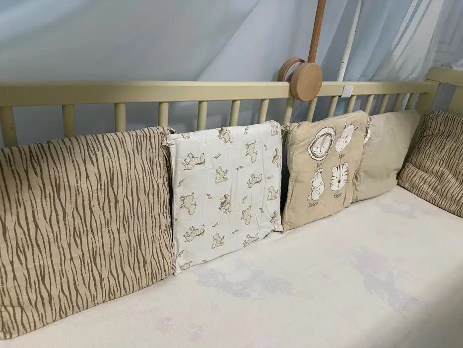 Protectie laterala. Aparatoare pentru patut bebe. Perne - 10bucăți