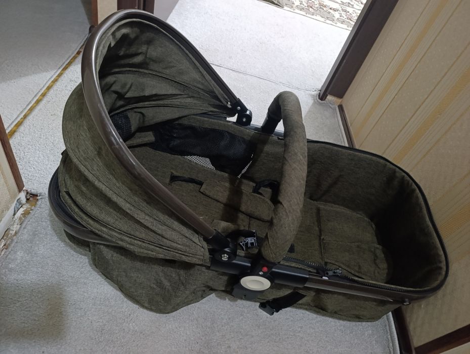 Болалар коляскаси