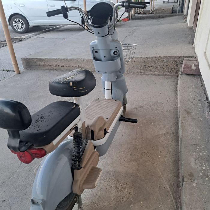 Skuter sotiladi elektro