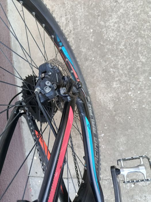 Bicicleta Cube Access (KTM, Bulss)