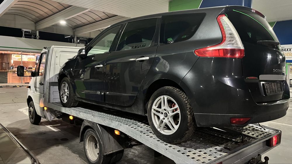 Renault Grand Scenic III Мотор Турбо Дюзи Скорости Врата Стоп Стъкло