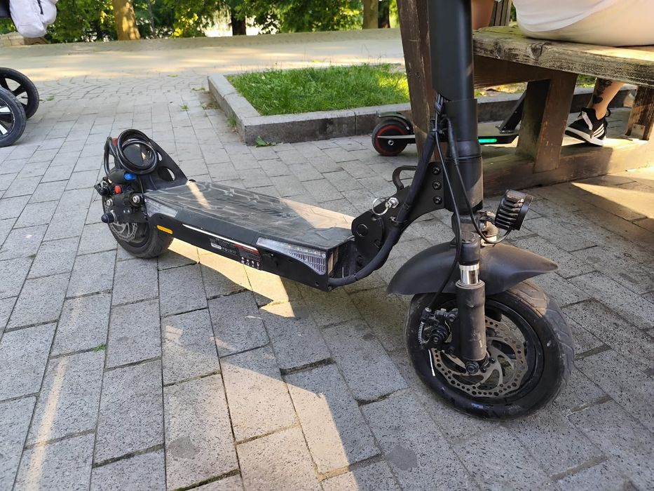 Vand trotineta electrica
