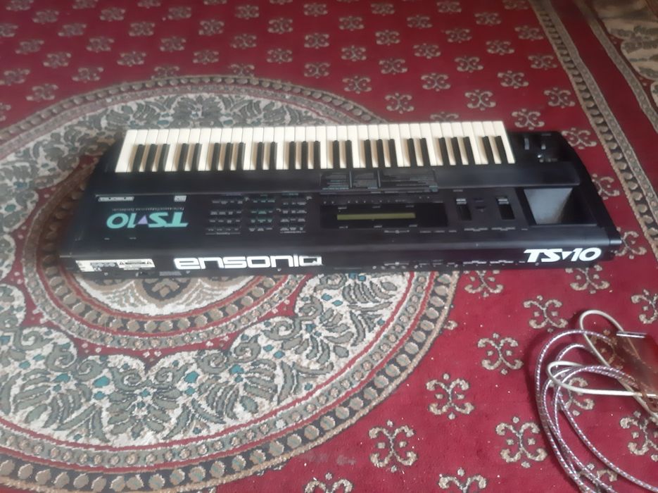 Ensoniq ts 10 edial