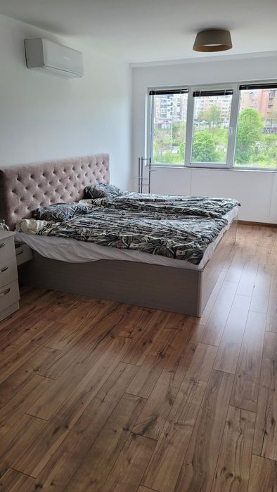 Продава се Четиристаен апартамент в Бургас, Меден рудник - зона Д - 159 кв.м за 1258 €/кв.м - Снимка #3