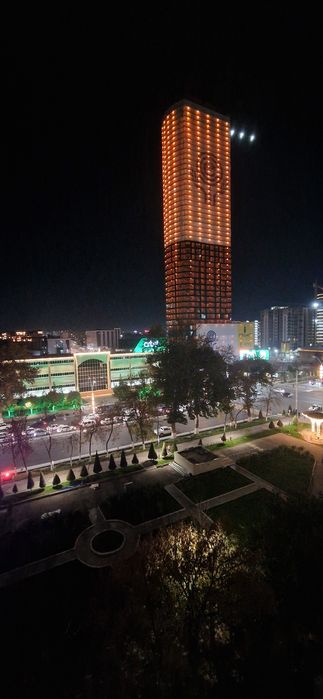 Продаю свою квартиру в центре города Ташкента.