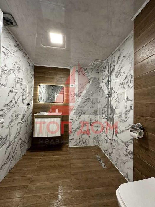 Дава се под наем Четиристаен апартамент в Варна, Възраждане 1 - 130 кв.м за 714 € - Снимка #6