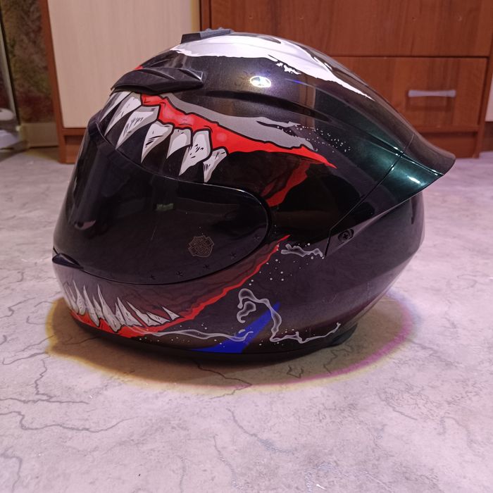 Каска для мотоцикл