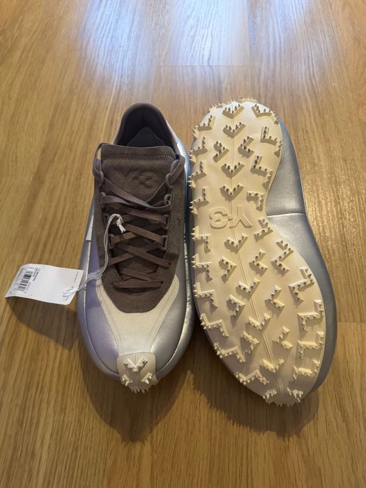 Y-3 Makura 'Silver Metallic'