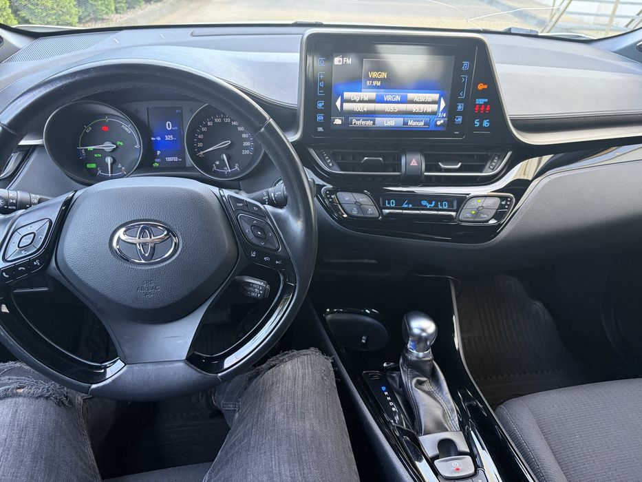Toyota chr 2019 hybrid