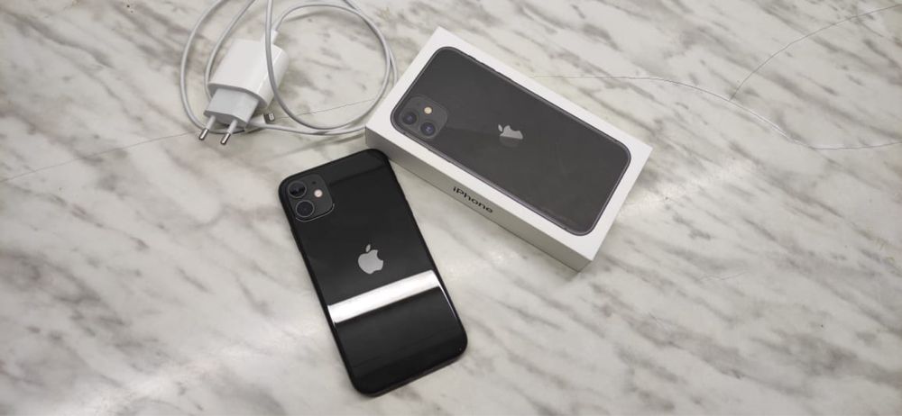 Продам айфон 11,128гб новый