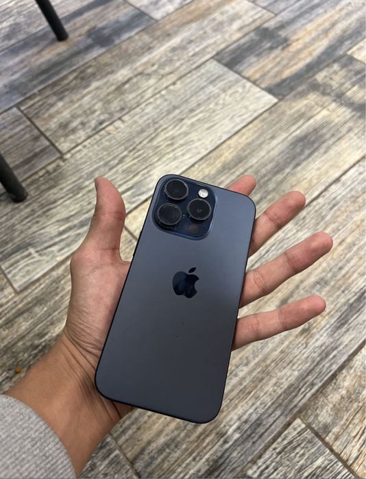 Продам iPhone 15 pro