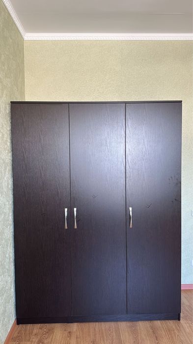 Продам новый шкаф