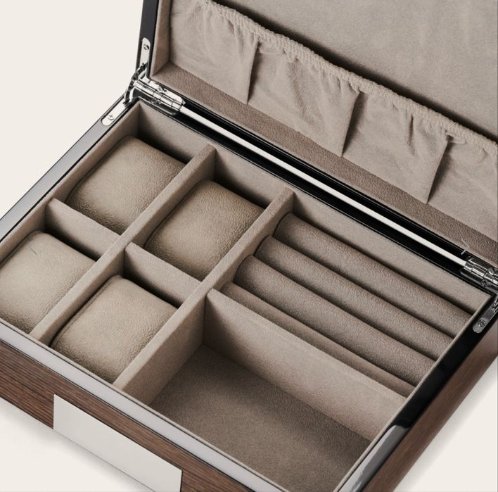 Casetă pentru ceasuri și bijuterii din lemn gri