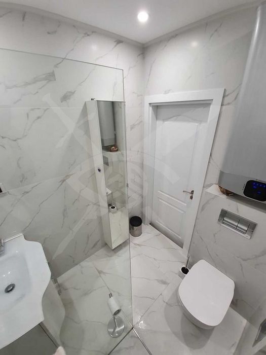 Продава се Тристаен апартамент в Варна, Гранд Мол Варна - 174 кв.м за 2069 €/кв.м - Снимка #10