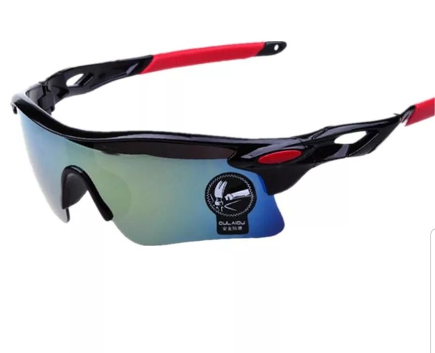 Очки солнцезащитные