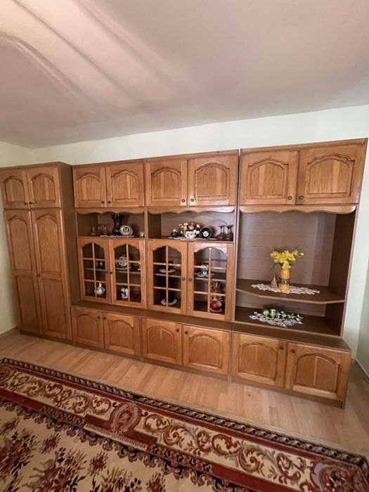 Vand mobila in stare excelenta