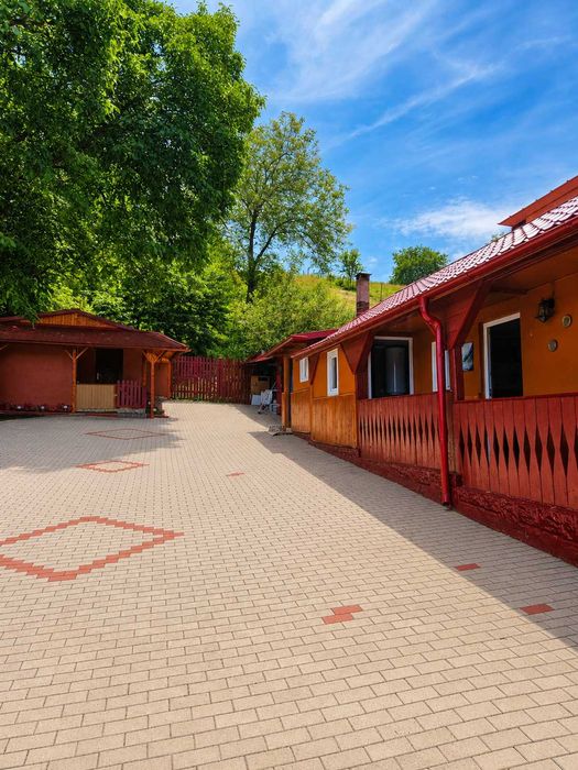 CABANĂ DE ÎNCHIRIAT ÎN MĂRGINIMEA SIBIULUI | turism | majorate | petreceri private | boteze| cununii | team building
